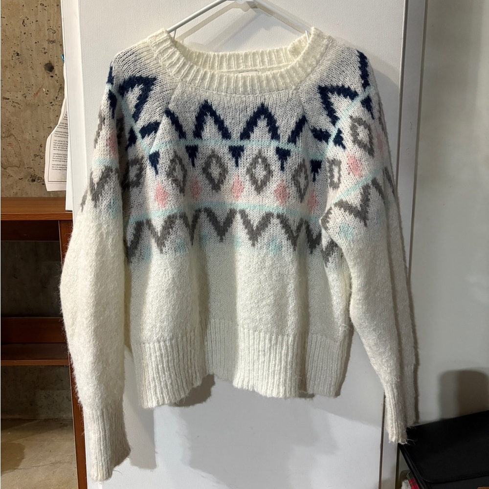 a new day White and Blue Crew Neck Sweater
